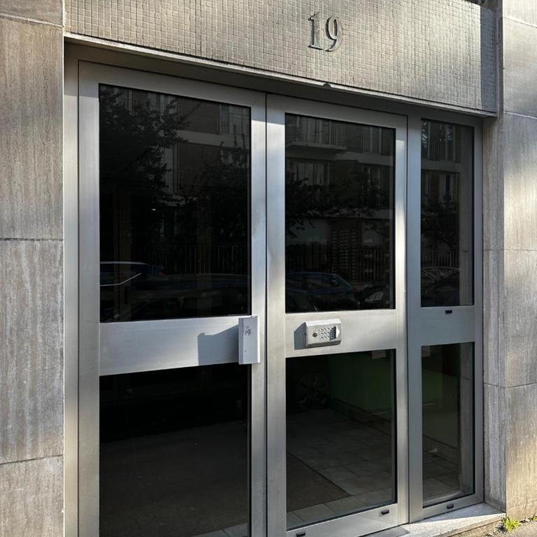 New Apartment in Paris center metro 7 & 14 Maison Blanche - Appartement 1 Chambre - 35