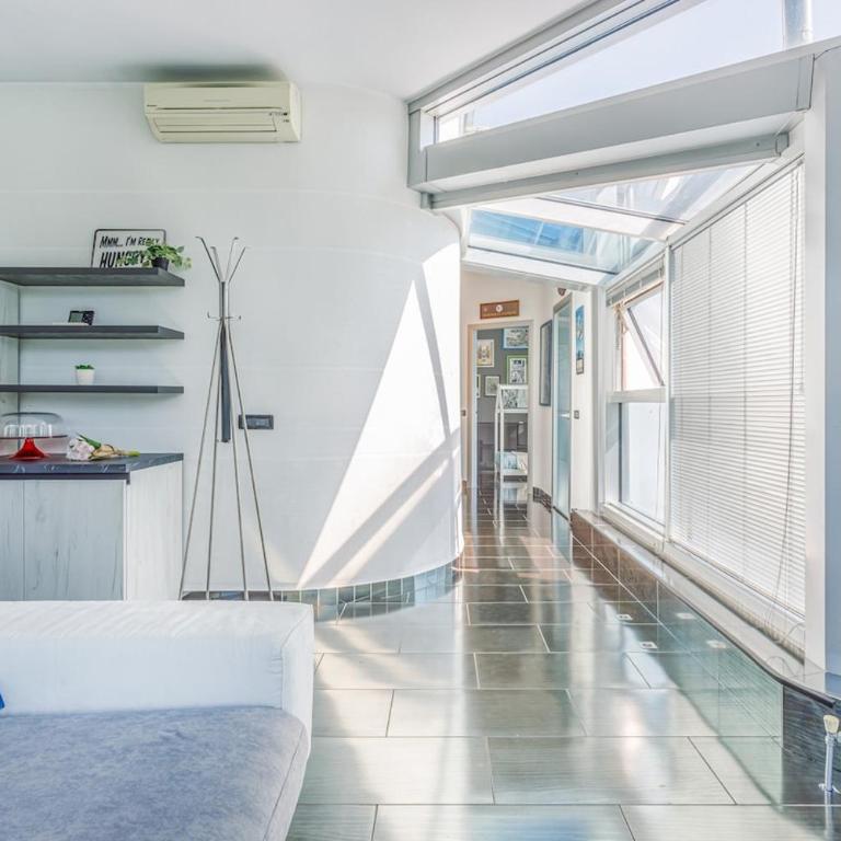 Comics & Cars - Themed Penthouse in Motor Valley - Appartamento con 3 Camere da Letto - 39