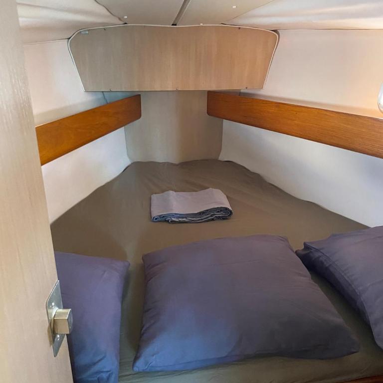 Voilier 36 pieds à Sète au Môle Saint Louis face au Mont Saint Clair - Mobile Home - 13