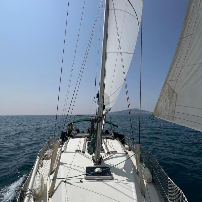 Voilier 36 pieds à Sète au Môle Saint Louis face au Mont Saint Clair - Mobile Home - 14