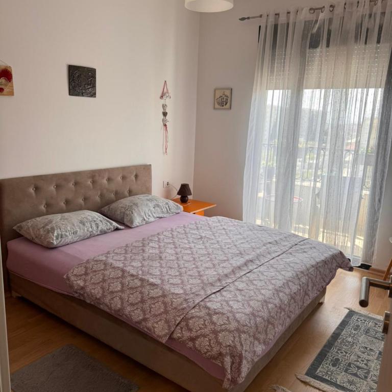 Flower and Love Flat Next to centar of podgorica - One-Bedroom Apartment - 11