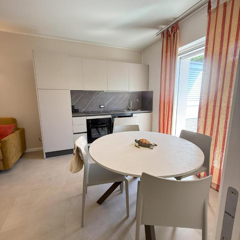 Villa d'Annunzio - One-Bedroom Apartment - 8