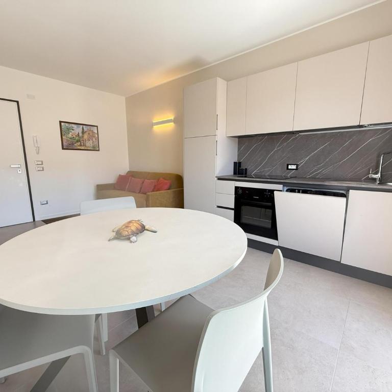 Villa d'Annunzio - One-Bedroom Apartment - 9