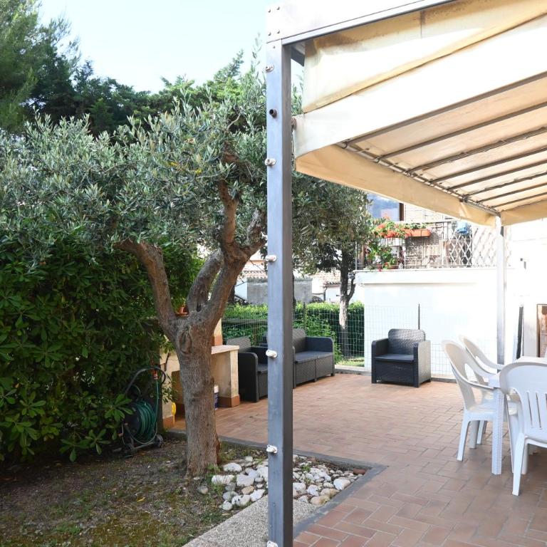 S353 - Sirolo, ampio quadrilocale accessoriato con giardino - Three-Bedroom Apartment - 28