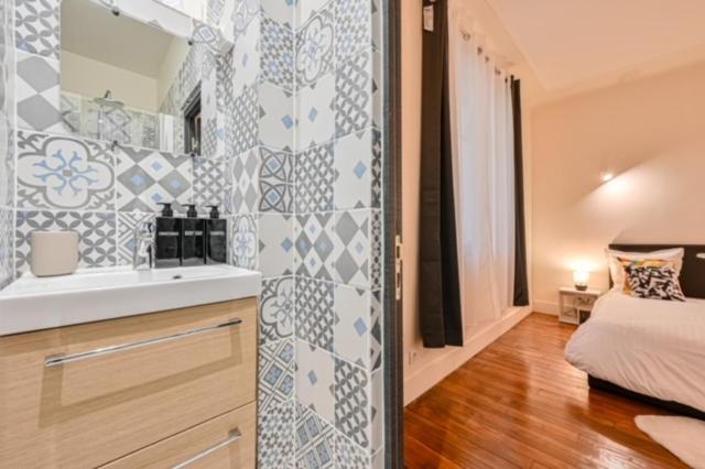 Elegant appartement 3 chambres, 3 salles de bain- Double séjour- Paris 16e- Calme et standing - Apartamento de 3 dormitorios - 17