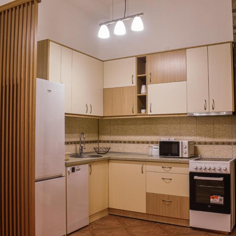 Urban Duplex - Two-Bedroom Apartment - 23