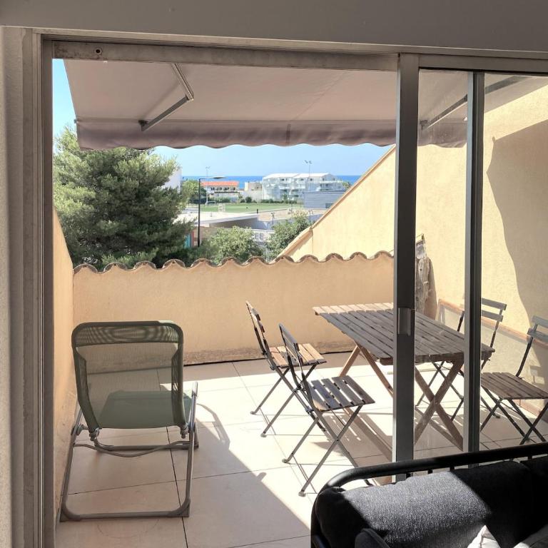 studio à 400m de la plage de la Corniche - Apartment mit 1 Schlafzimmer - 4