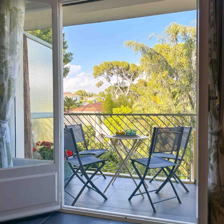 T3 Sanary avec garage proche centre ville - Apartment mit 2 Schlafzimmern - 12
