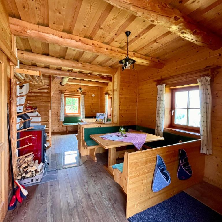 Almhütte auf der Laußnitz Alm - Auszeit in schöner Bergidylle auf 1836m - Ferienhaus - 2