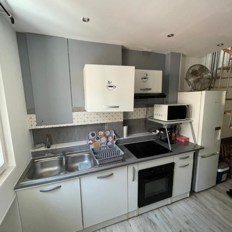 Appartement dans le village à port la nouvelle - Appartement 3 Chambres - 3