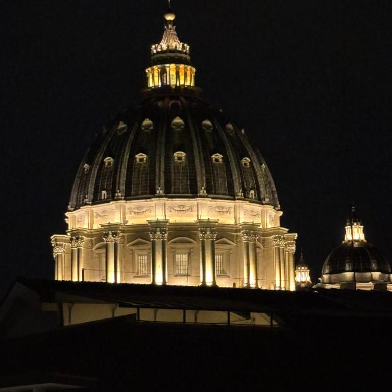 Saint Peter's Sunset View Luxury Apartment - Two-Bedroom Apartment - 1