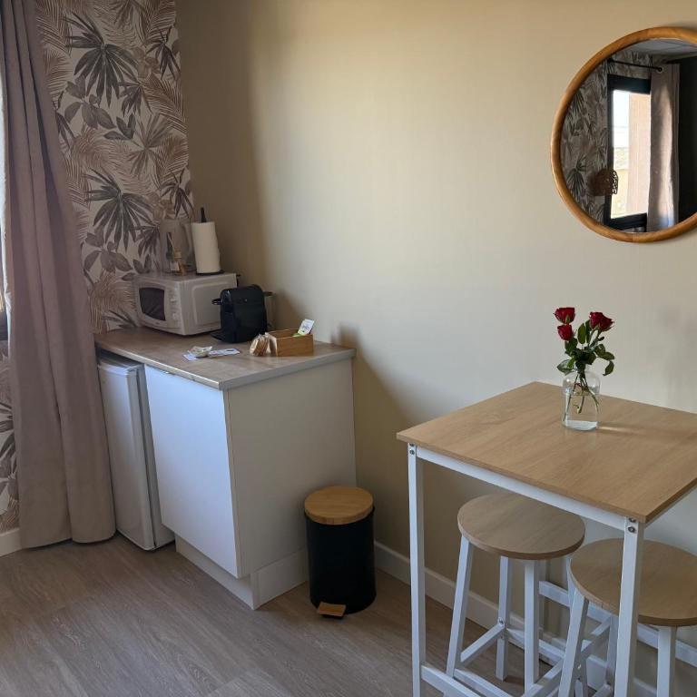 Suite du Spa 3 - Parking Privé Gratuit à Reims - Apartamento de 1 dormitorio - 6