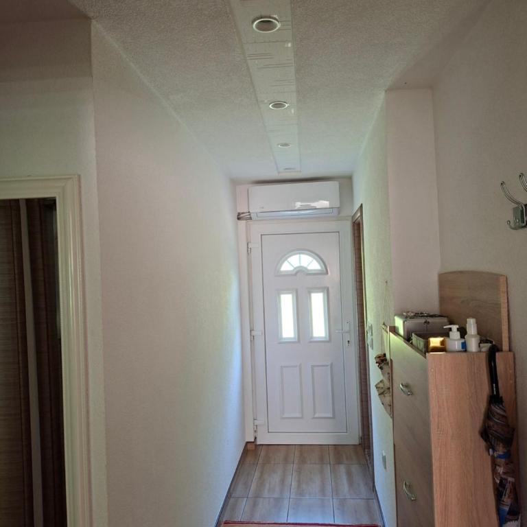 Zlatište - Apartman sa 2 Spavaće Sobe - 3