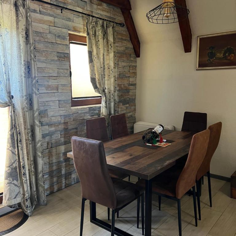 Warm home 1 Zabljak - Two-Bedroom Chalet - 17