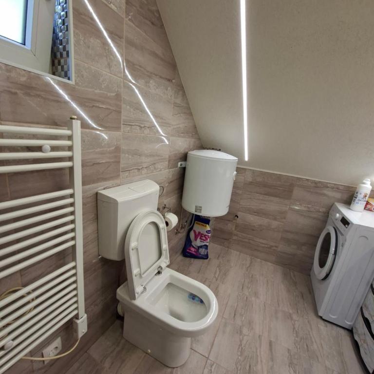 Zlatište - Apartman sa 2 Spavaće Sobe - 14