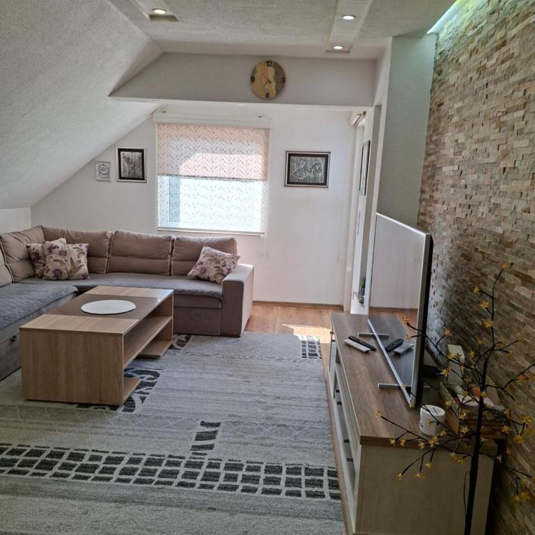 Zlatište - Apartman sa 2 Spavaće Sobe - 16