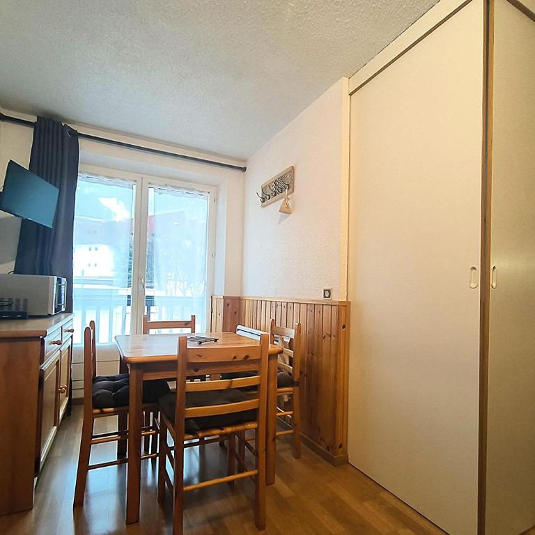 Aiglon Sud Appt 1er étage 4p Serre Chevalier - Appartement - 8
