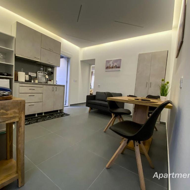 Apartman M - One-Bedroom Apartment - 6