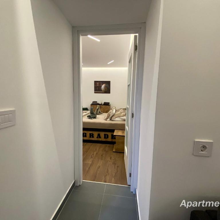 Apartman M - One-Bedroom Apartment - 14