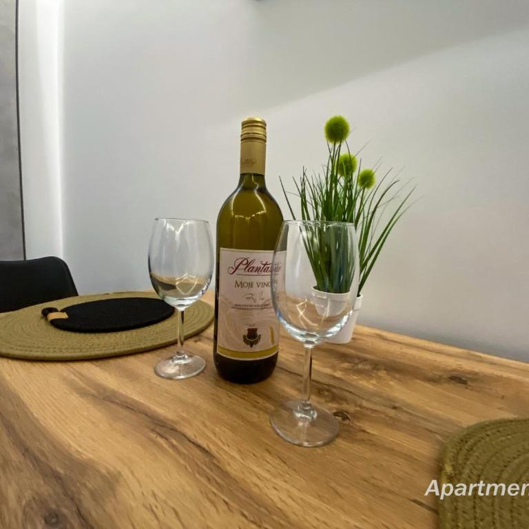 Apartman M - One-Bedroom Apartment - 20