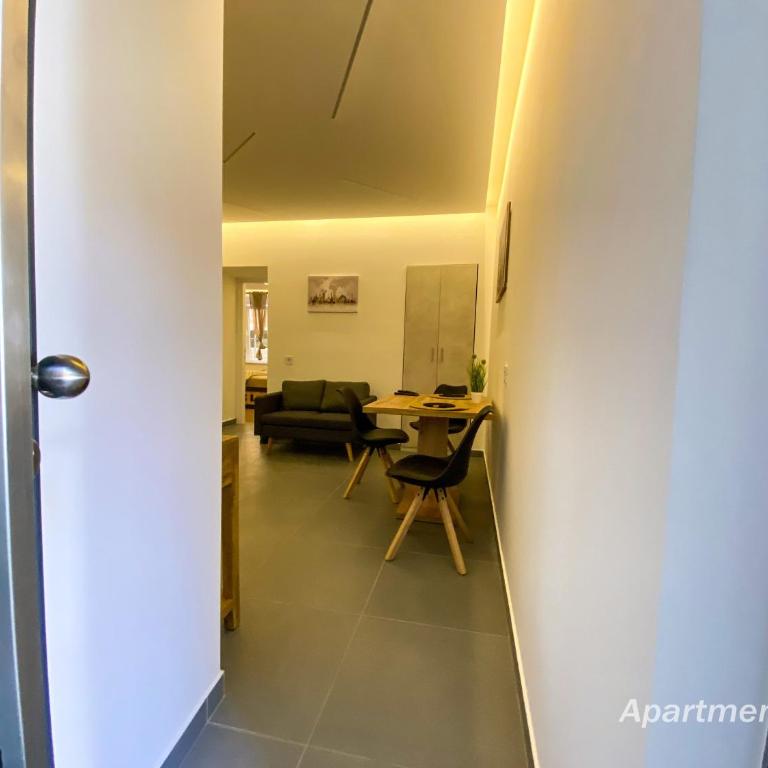 Apartman M - One-Bedroom Apartment - 5