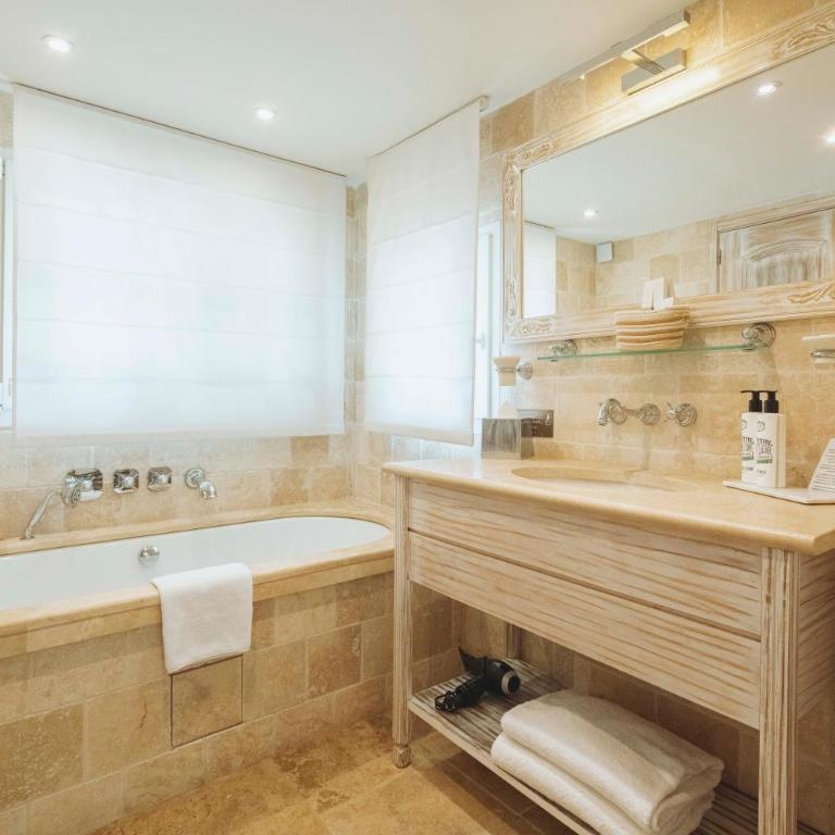 La Bastide des Salins - Chambre Double Deluxe - 2