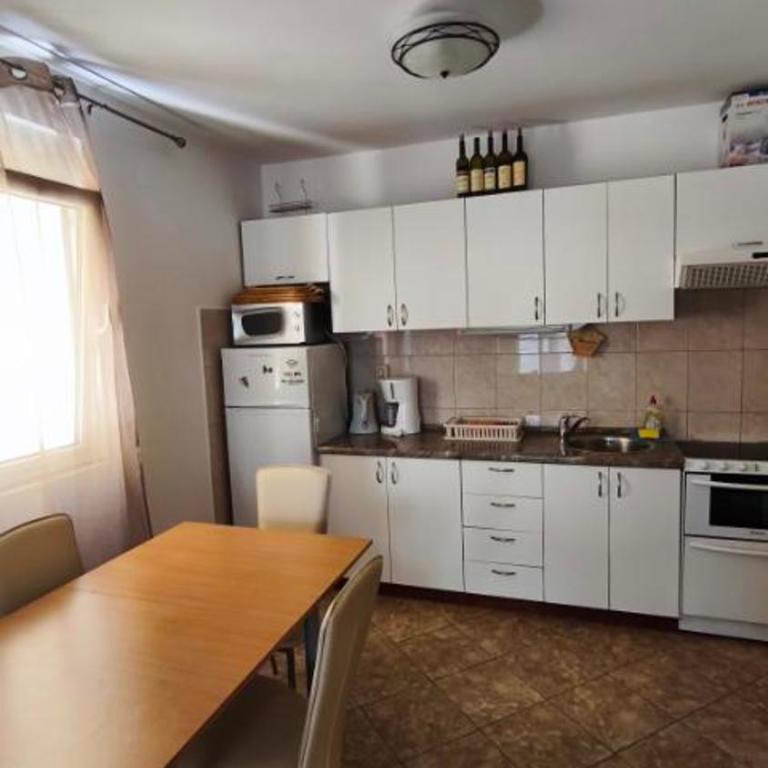 PRCPORTOapartmani - Apartment with Balcony - 4