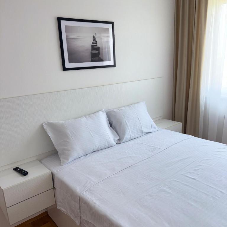 DarViva Apartment Niš, center, private garage parking, river view - Two-Bedroom Apartment - 9