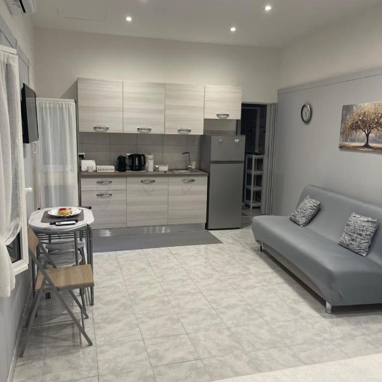 Terry's House - One-Bedroom Apartment - 7