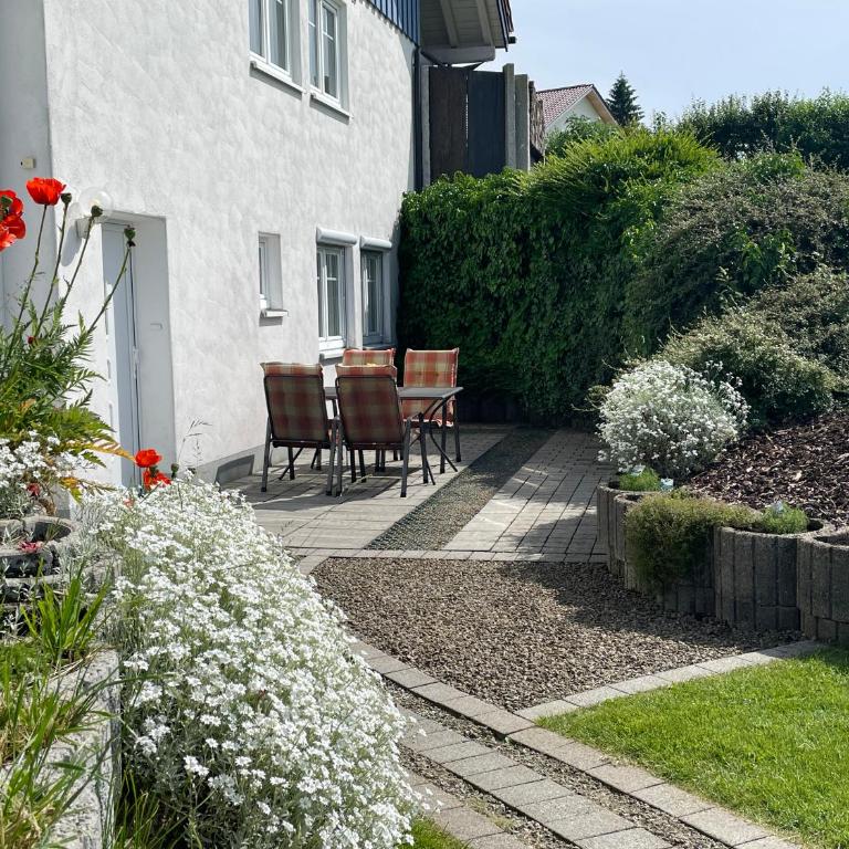 ELIs Ferienwohnung - Apartment mit 1 Schlafzimmer und Terrasse - 18