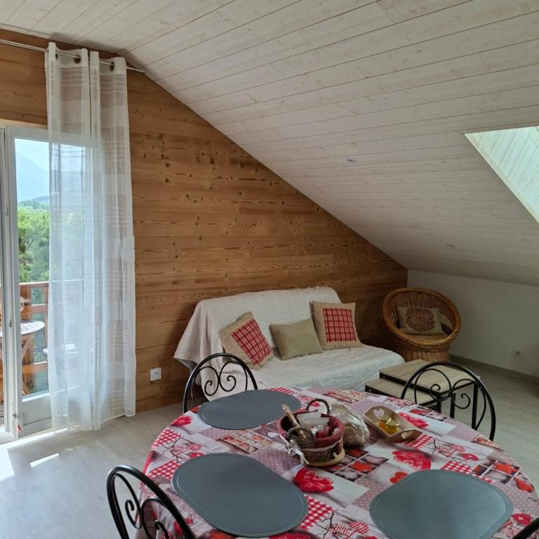 appartement indépendant chalet "les Ormes" - Apartment mit 1 Schlafzimmer - 12