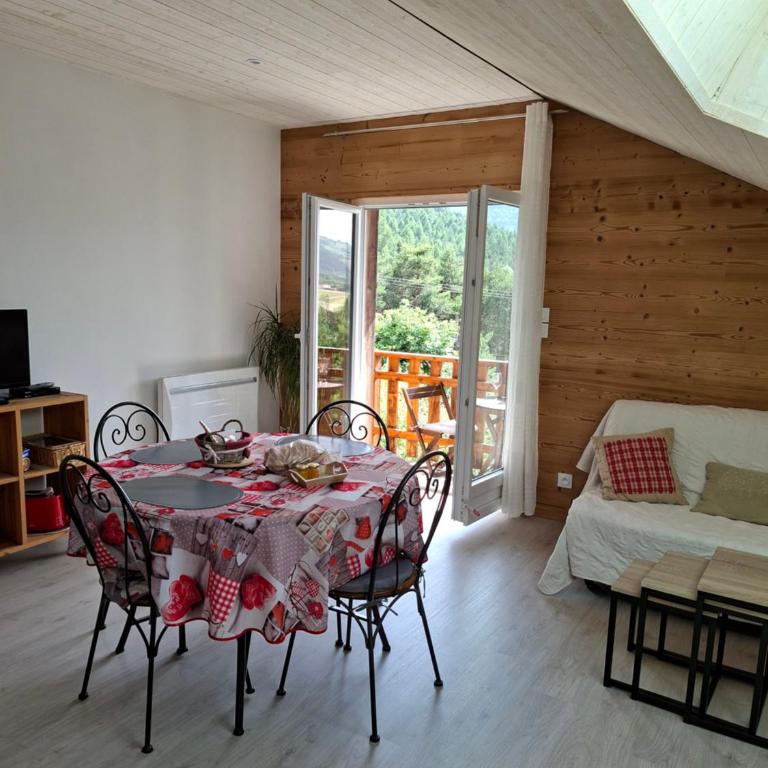 appartement indépendant chalet "les Ormes" - Apartment mit 1 Schlafzimmer - 11