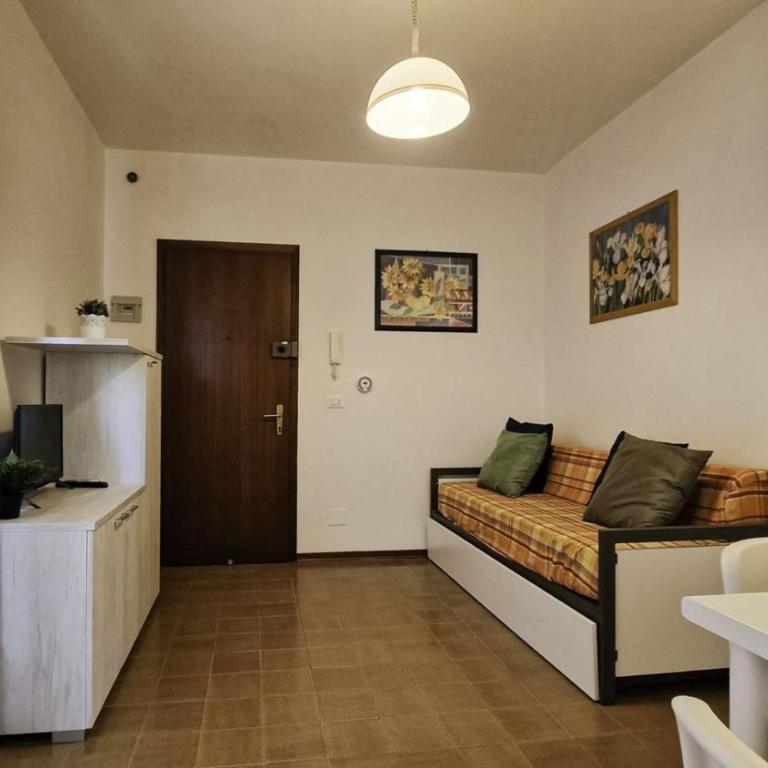 Enjoy your stay only 100mt from the sea - Beahost - Apartment - 6
