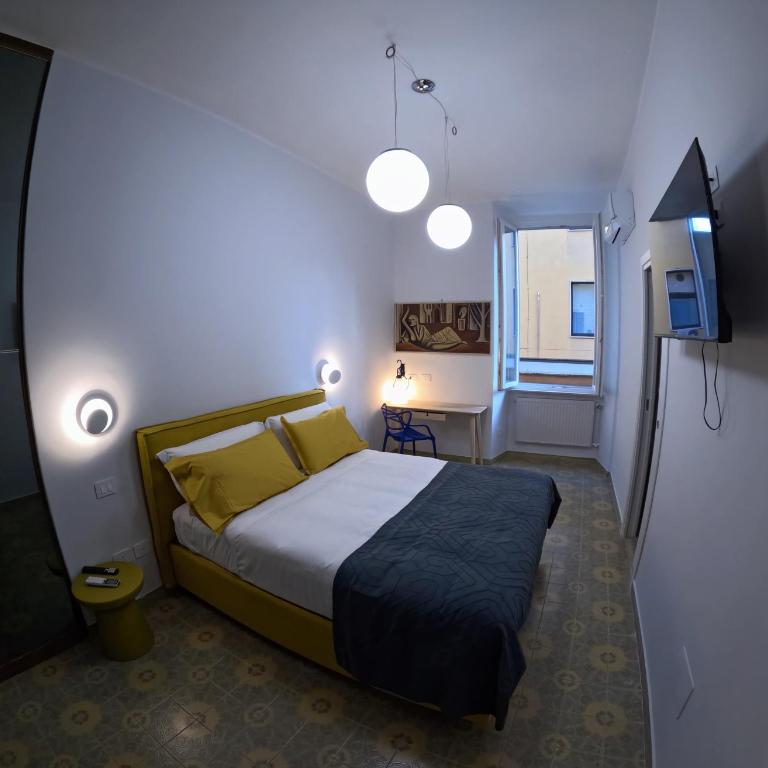 Suite 41 - Camera King - 9