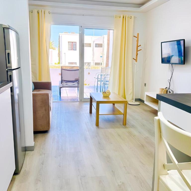 Apartment Bellissima with pool and Wi-Fi, 200m from the sea in Puerto del Carmen - Apartamento - 7