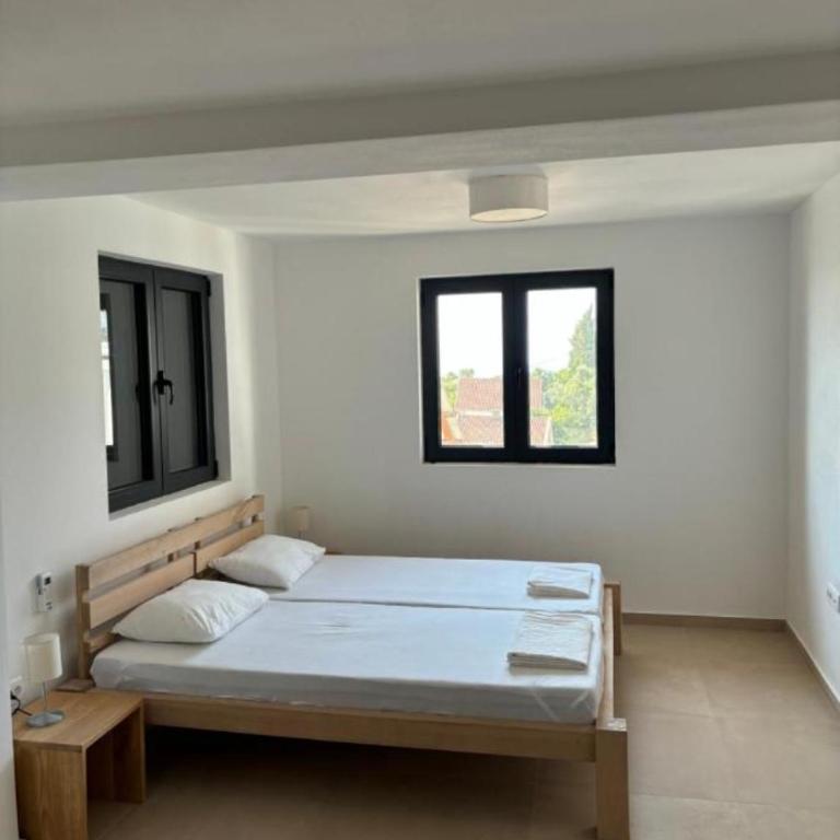 B&K Villa Kruče Rooms - Dvokrevetna Soba sa Bračnim Krevetom i Sopstvenim Kupatilom - 37