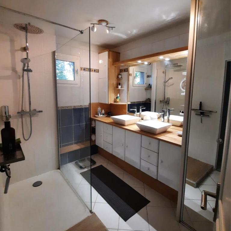 Appartement 2 CH résidence calme et arborée , Durée minimum de location 5 jours - Apartment mit 2 Schlafzimmern - 5