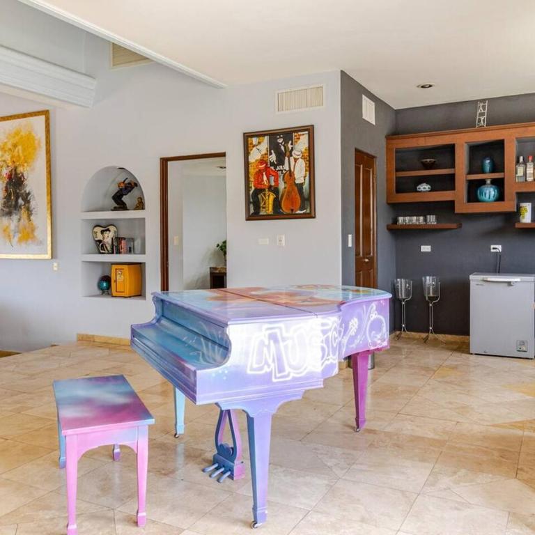 Casa Reyes, Casa Reyes Family Oasis, Heated-Pool & Amazing Views - Villa - 23