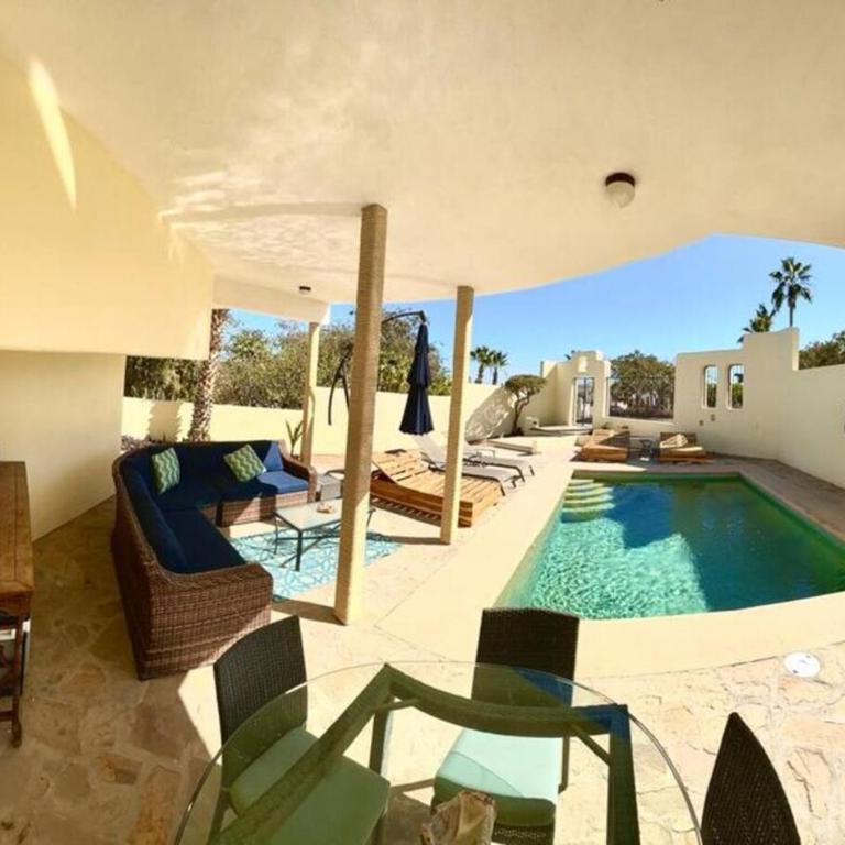 Casa Reyes, Casa Reyes Family Oasis, Heated-Pool & Amazing Views - Villa - 56