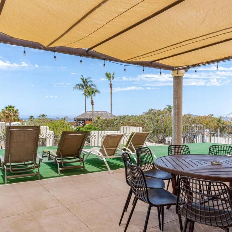 Casa Reyes, Casa Reyes Family Oasis, Heated-Pool & Amazing Views - Villa - 61