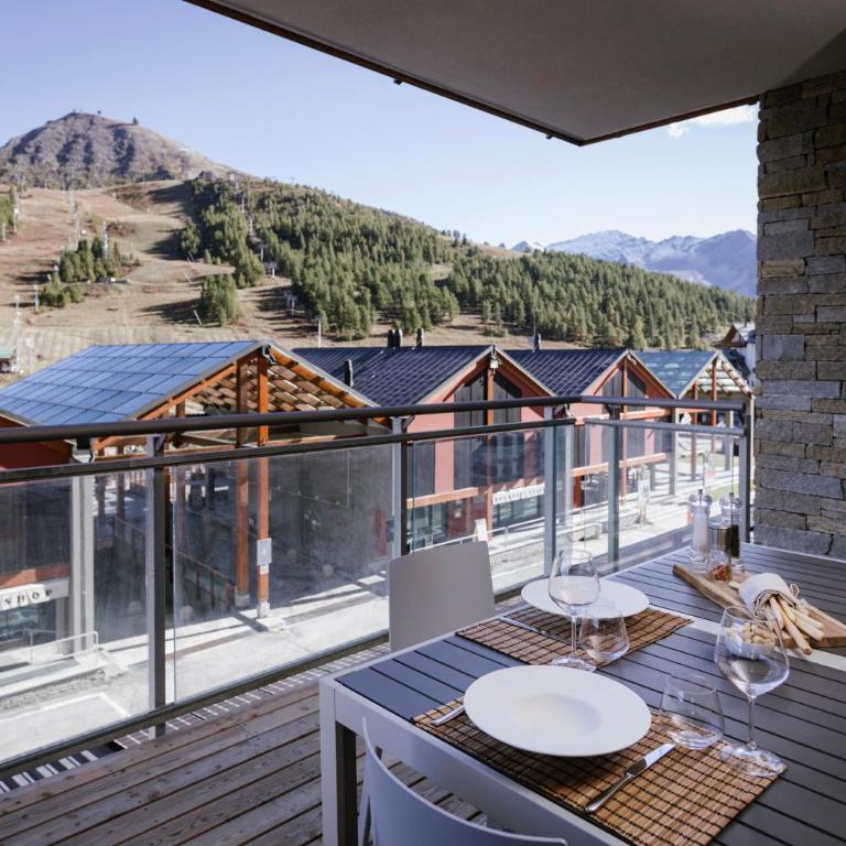 Mountain View Apartment with terrace in ideal location - Appartamento Deluxe con 2 Camere da Letto e Balcone - 19