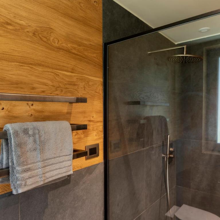 Mountain View Apartment with terrace in ideal location - Appartamento Deluxe con 2 Camere da Letto e Balcone - 27