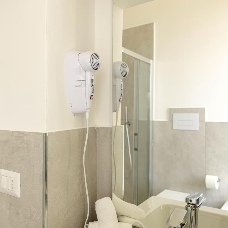 Riviera Collection - Rooms and Suites - Camera Matrimoniale - 10