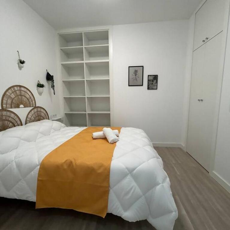 Suite Santa Faz 2 IZQ Aire Acondicionado 3 Dormitorios - Apartment - 10