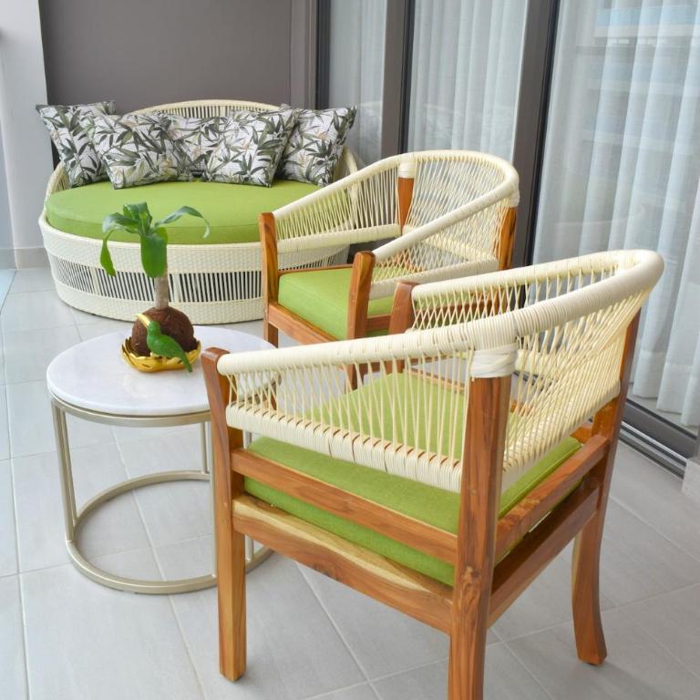 Luxury 2-Bedroom Apartment with Breathtaking Ocean Views - Two-Bedroom Apartment - 7