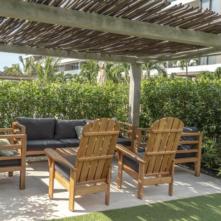 Luxury 2-Bedroom Apartment with Breathtaking Ocean Views - Two-Bedroom Apartment - 31