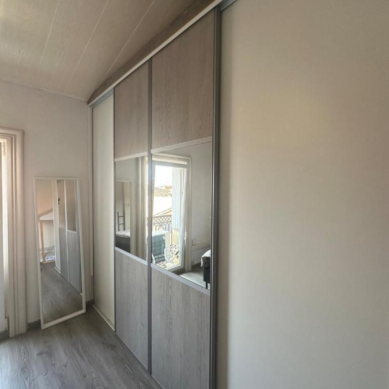 Charmant appartement climatisé - One-Bedroom Apartment - 7