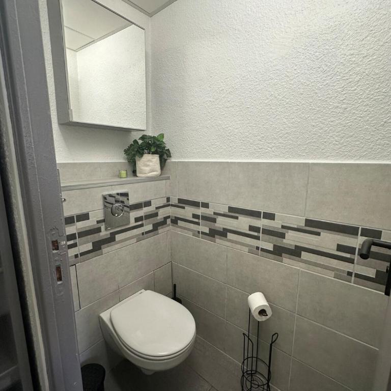 Charmant appartement climatisé - One-Bedroom Apartment - 9
