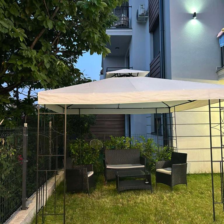 Ljubičica deluxe 2, sa dvorištem i parkingom - One-Bedroom Apartment - 39