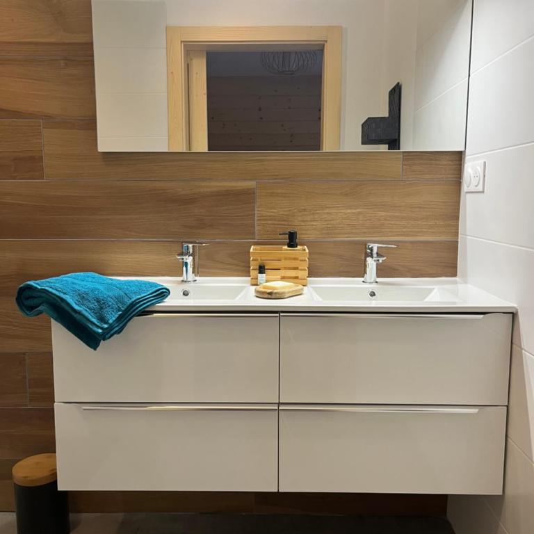 Gîtes les COMBES - Appartement 1 Chambre - 22
